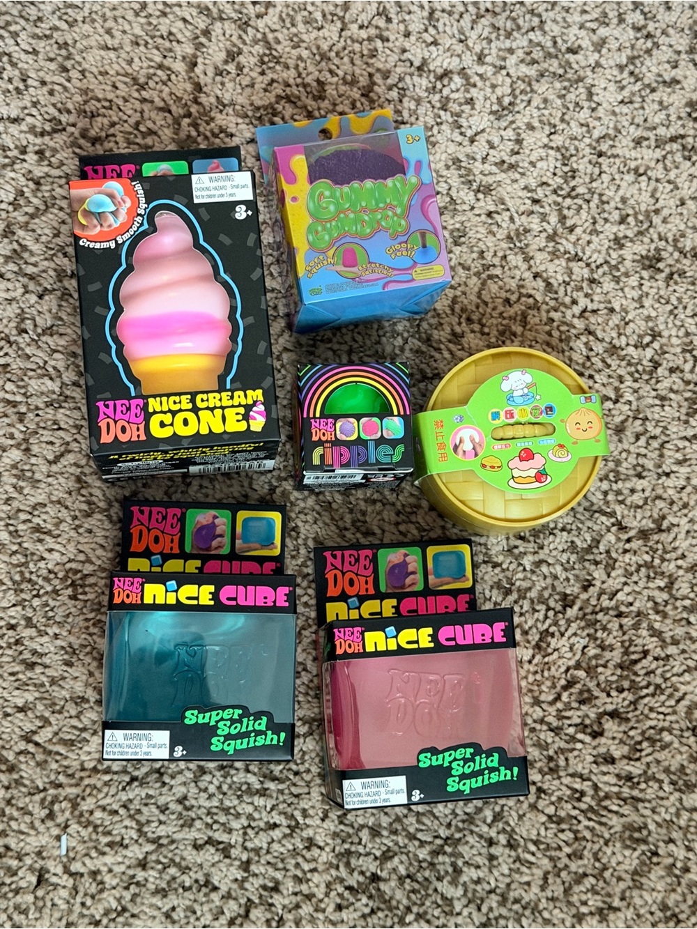 NeeDoh Nice Cream Cone & Assorted Squishies - Pink, Yellow, Teal, Purple